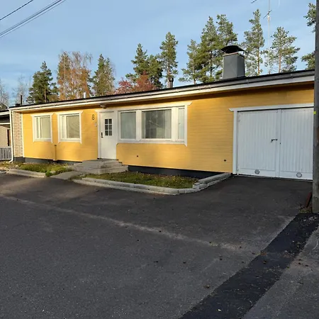Saunallinen Iso Omakotitalo