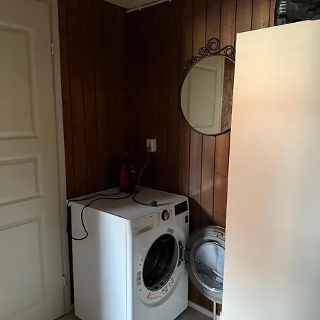 Saunallinen Iso Omakotitalo