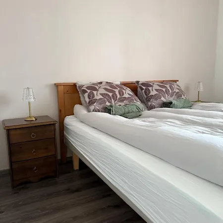 Апартаменты Saunallinen Iso Omakotitalo *