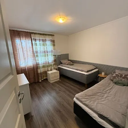 Saunallinen Iso Omakotitalo * Котка