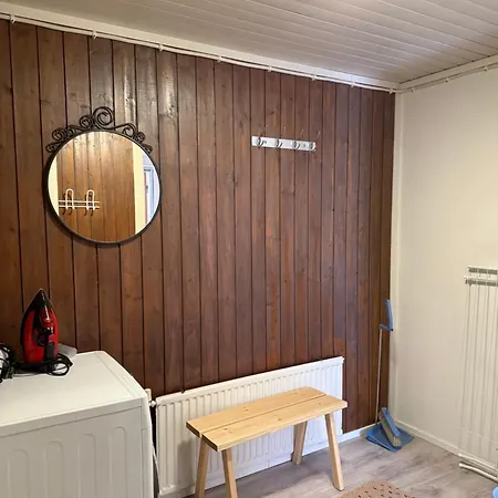 Saunallinen Iso Omakotitalo *