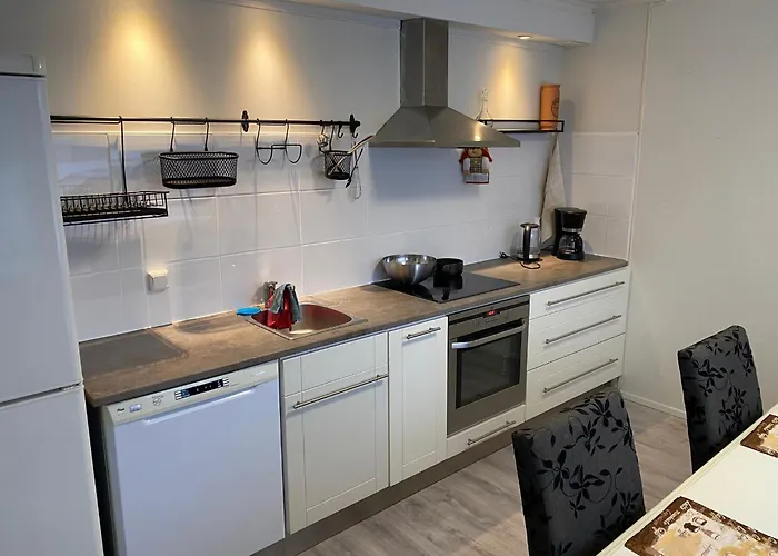 Saunallinen Iso Omakotitalo Kotka