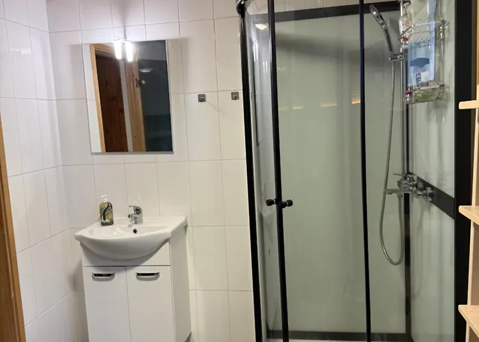 Saunallinen Iso Omakotitalo